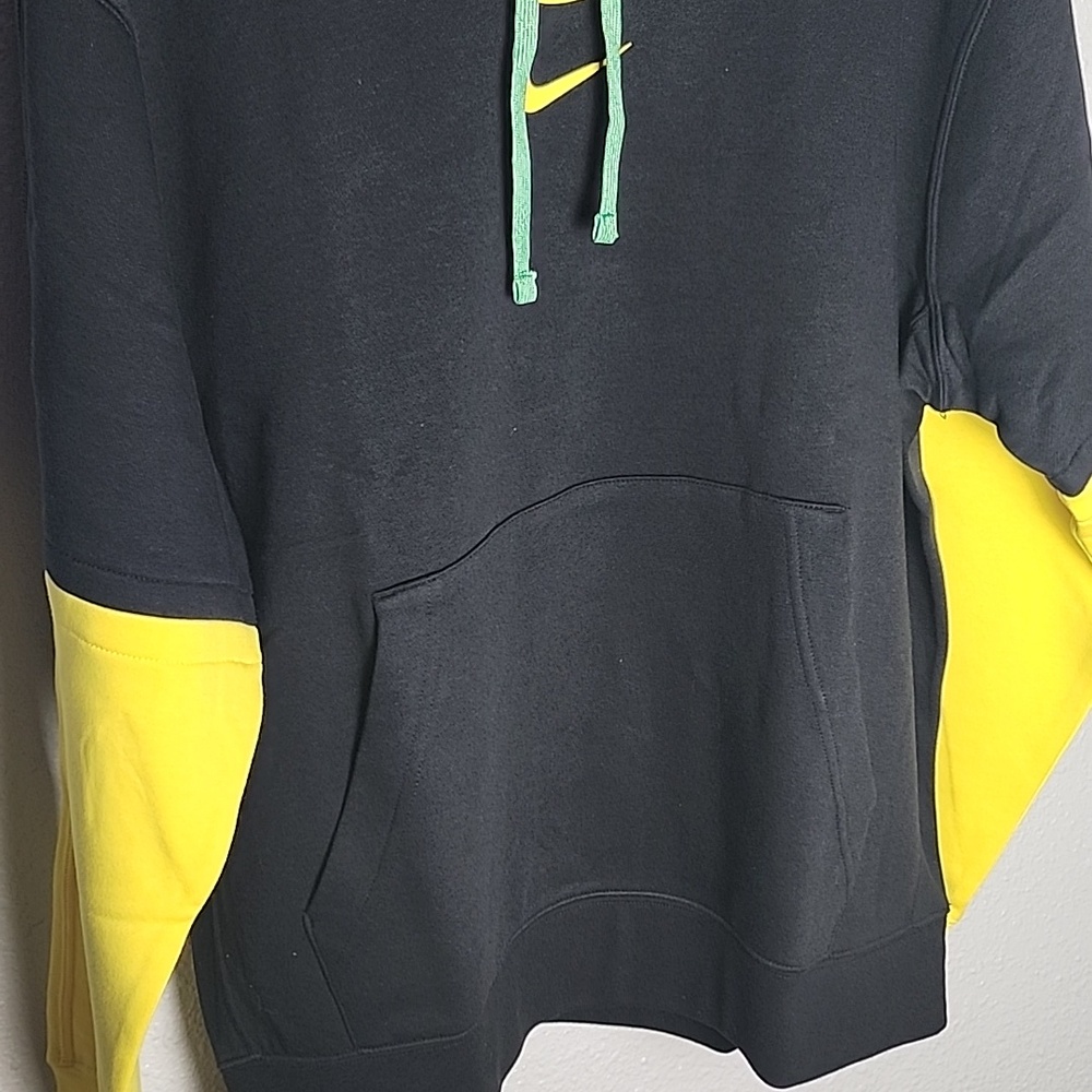 Nike Black Crewneck Sweatshirt with Yellow Sleeves and Green Drawstrings Oregon